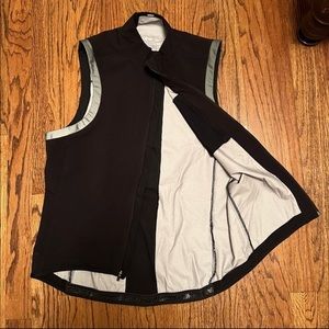 NWOT Lululemon running jacket